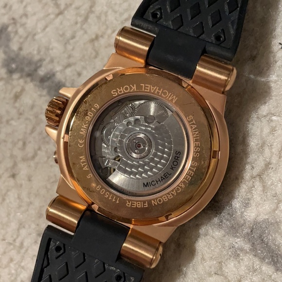 Michael Kors Dylan Rose Gold Carbon Fiber Watch - Picture 3 of 5